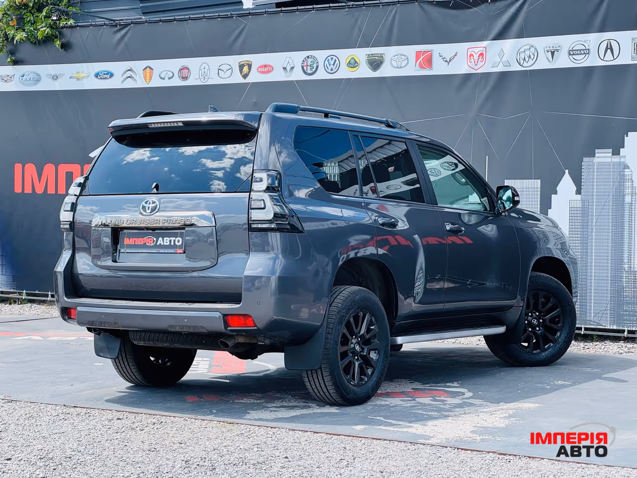 Toyota Land Cruiser Prado - фото 6