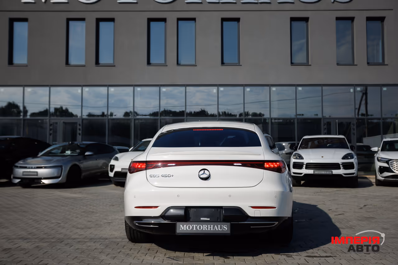 Mercedes-Benz EQS AMG - фото 5