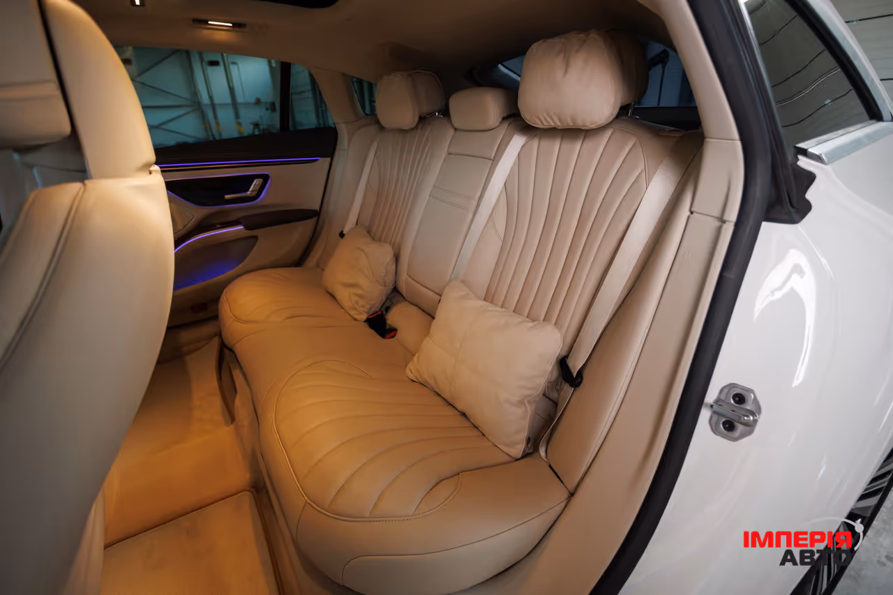 Mercedes-Benz EQS AMG - фото 27