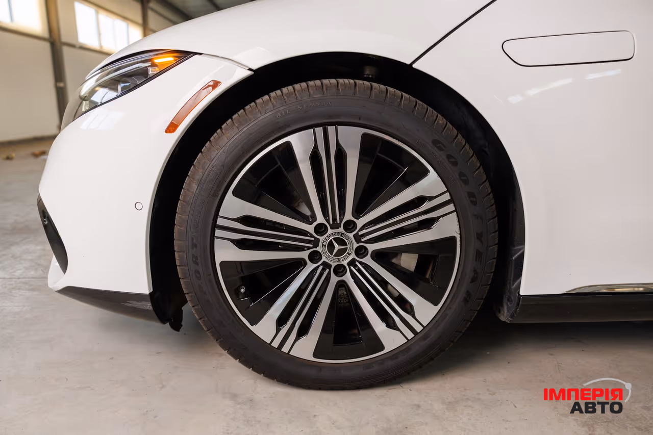Mercedes-Benz EQS AMG - фото 41