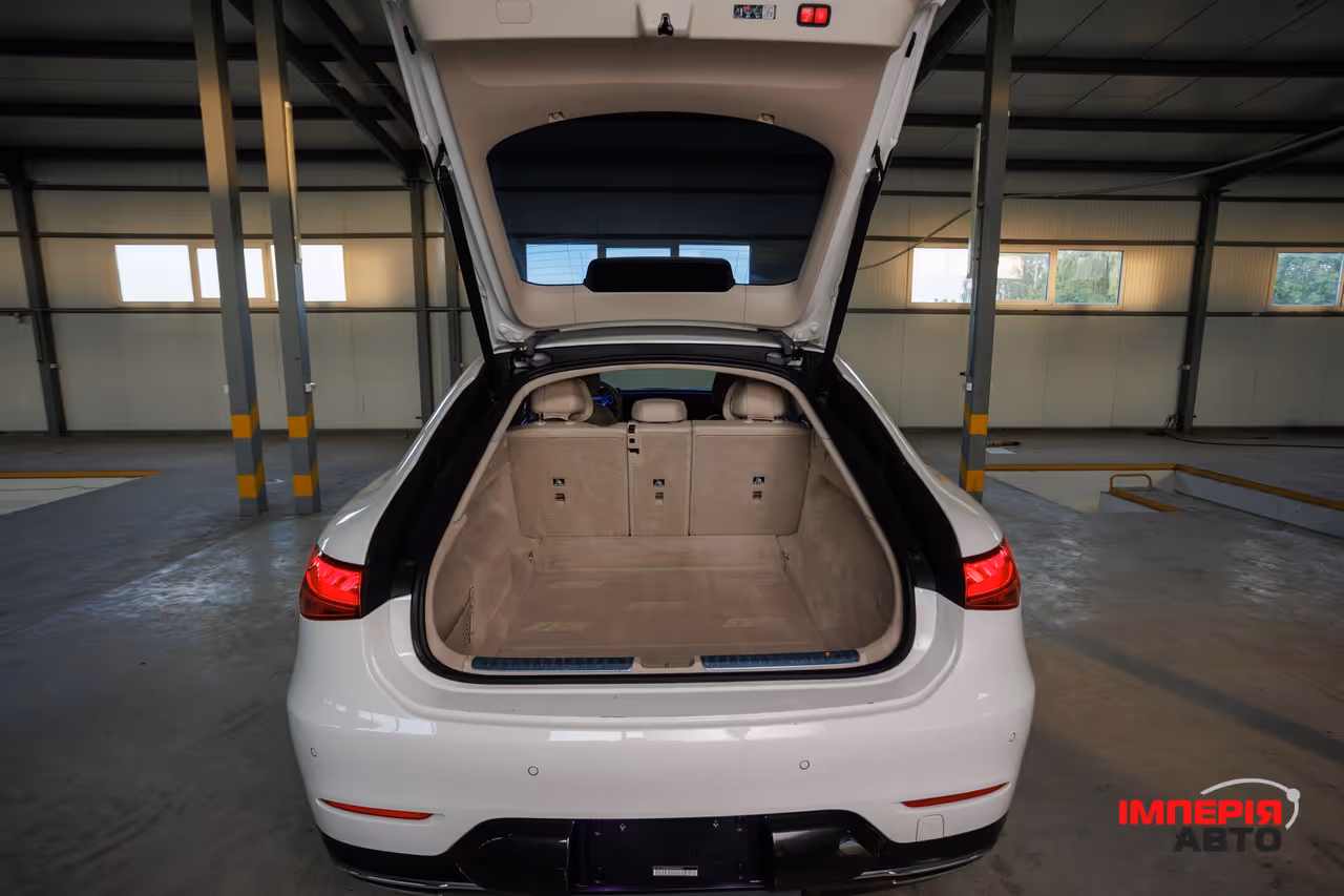 Mercedes-Benz EQS AMG - фото 35