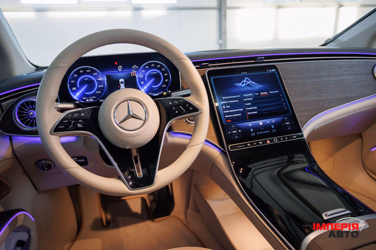 Mercedes-Benz EQS AMG - фото 16