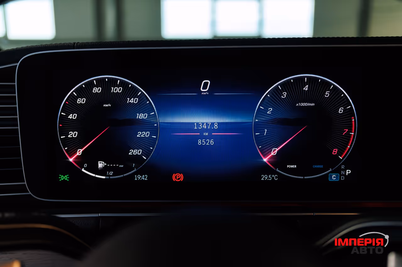Mercedes-Benz GLE - фото 16