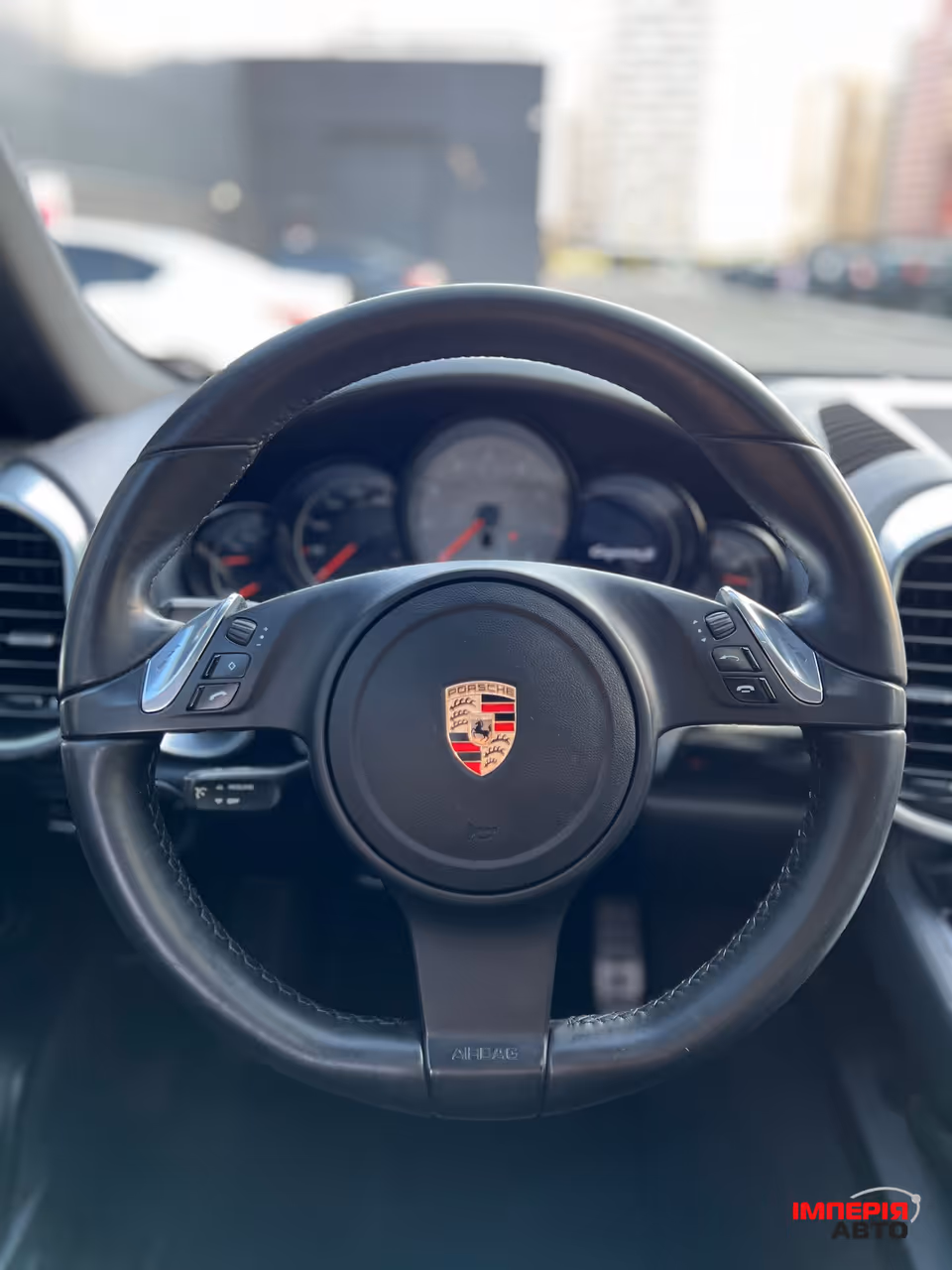 Porsche Cayenne - фото 17