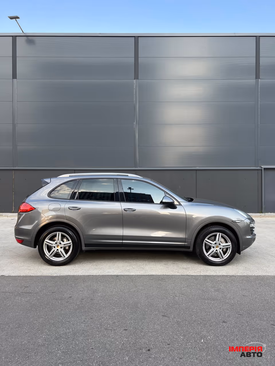 Porsche Cayenne - фото 4