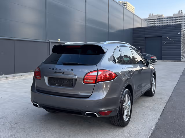 Porsche Cayenne - зображення 5