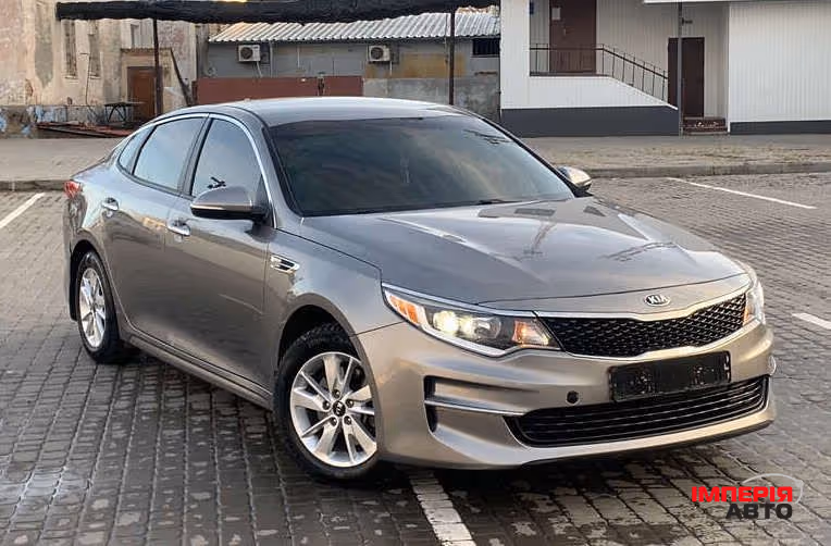 Kia Optima - фото 6