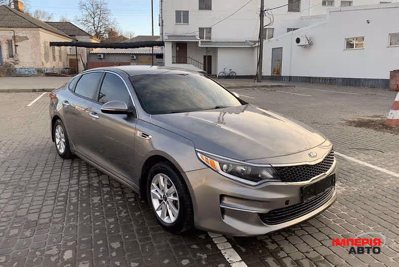 Kia Optima - фото 4