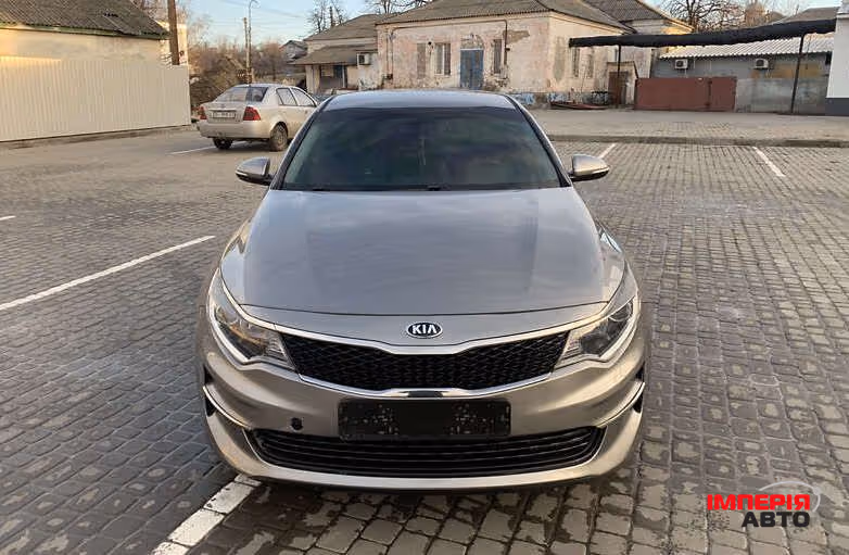Kia Optima - фото 5