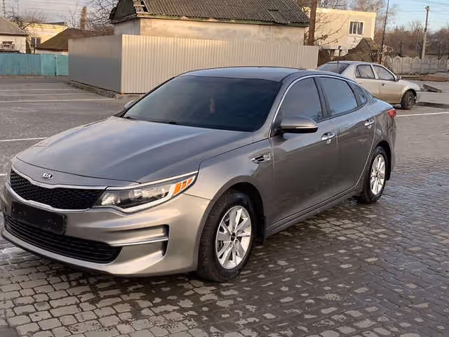 Kia Optima - зображення 1