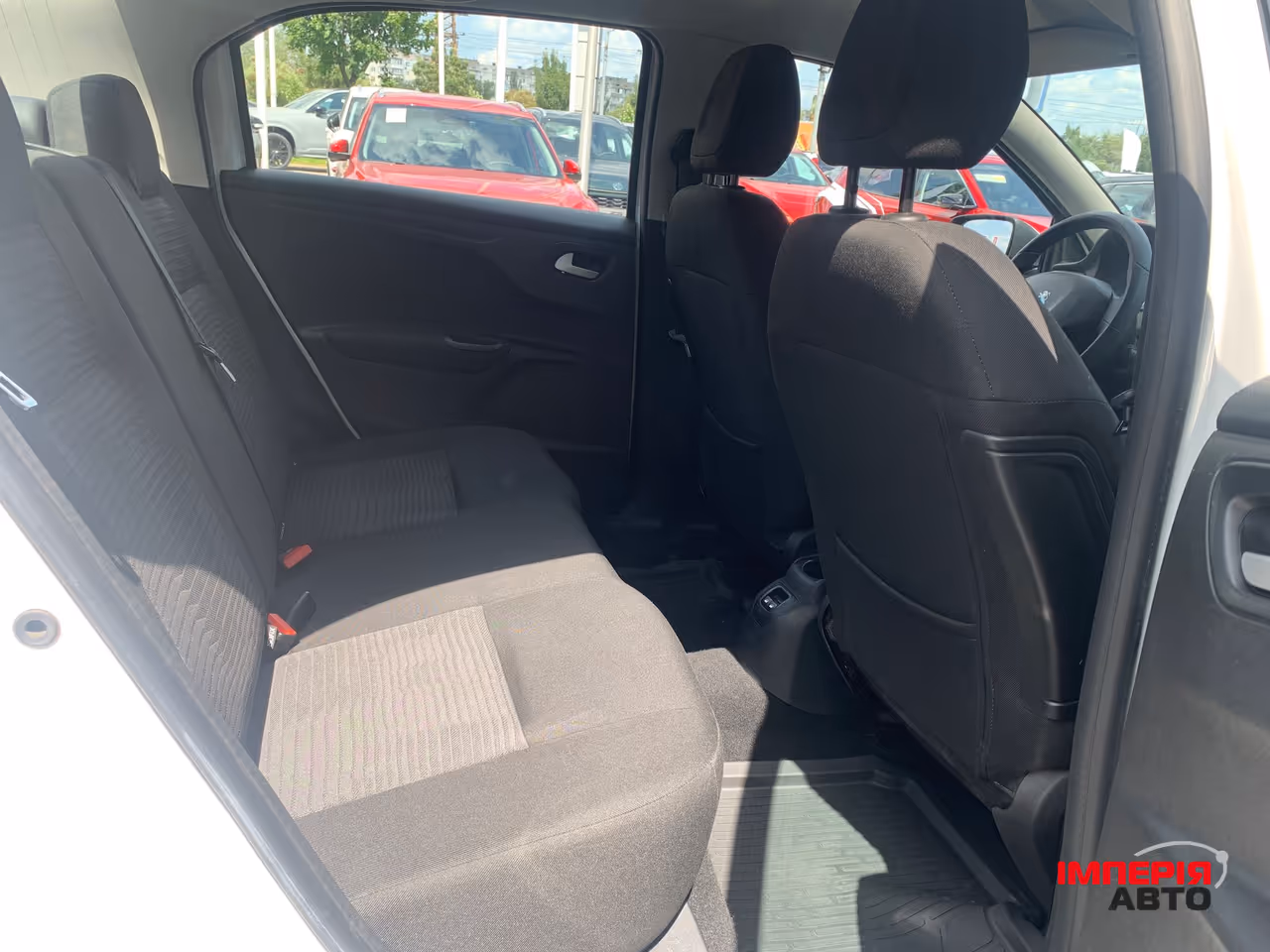 Peugeot 301 - фото 16