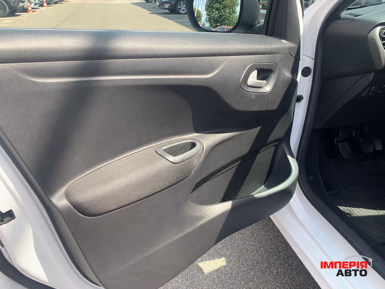 Peugeot 301 - фото 23