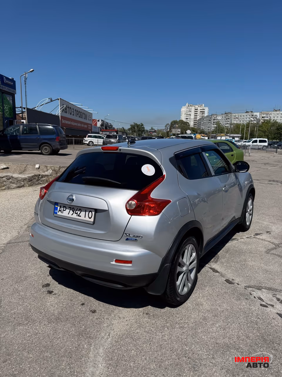 Nissan Juke - фото 6