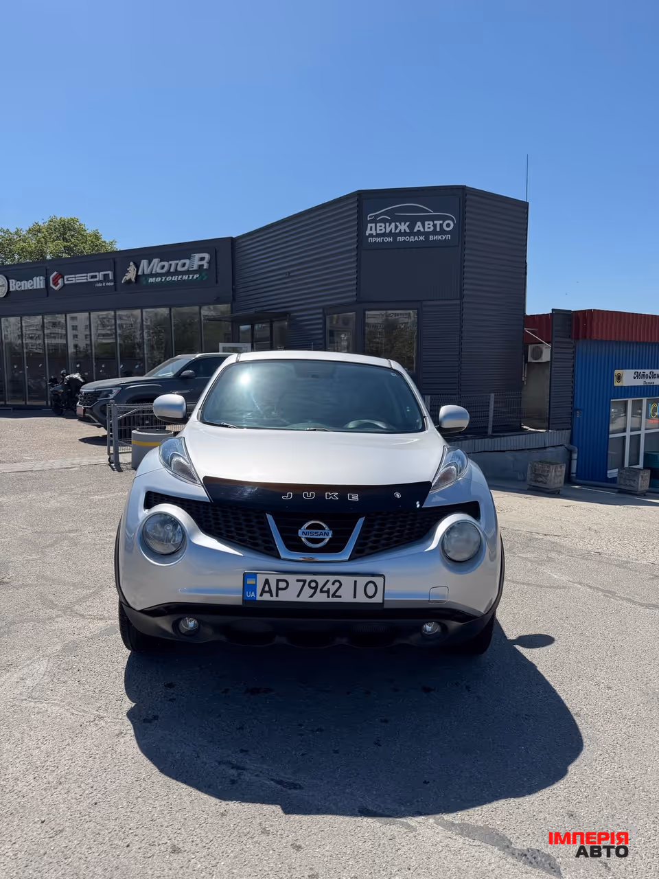 Nissan Juke - фото 1