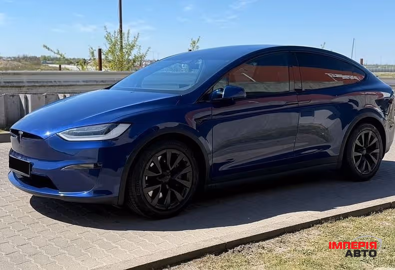 Tesla Model X - фото 7