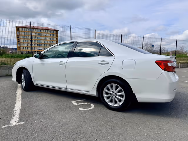 Toyota Camry - зображення 4