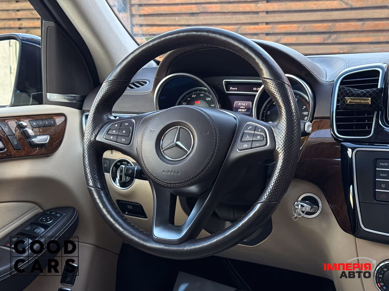 Mercedes-Benz GLS - фото 43