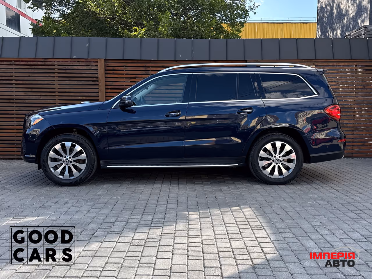 Mercedes-Benz GLS - фото 4