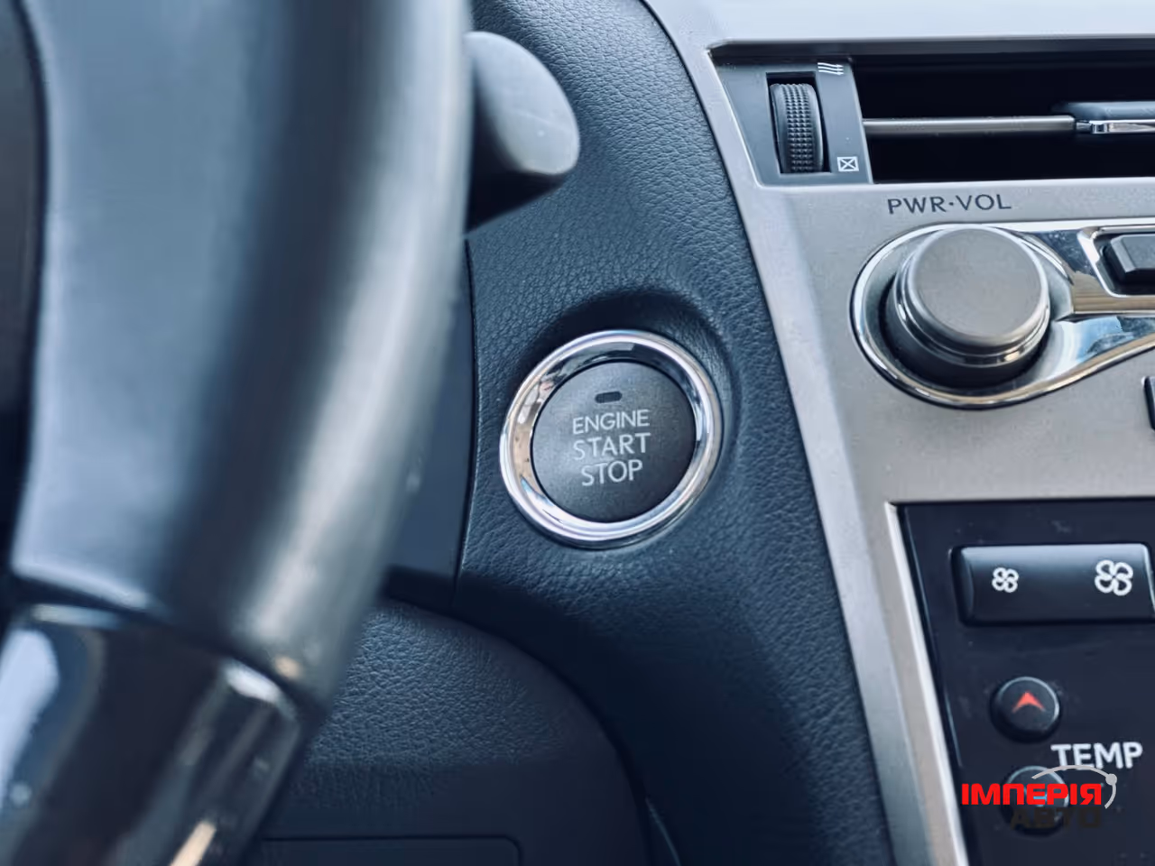 Lexus RX - фото 44