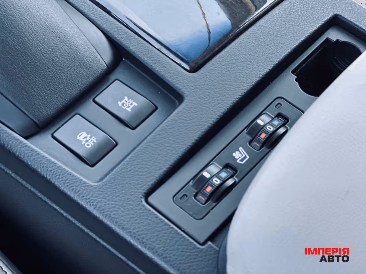 Lexus RX - фото 45