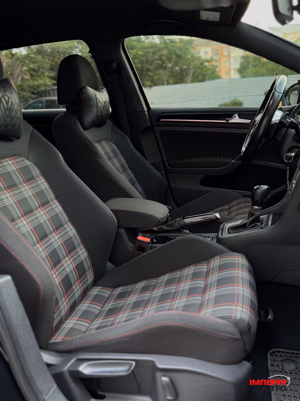 Volkswagen Golf GTI - фото 23
