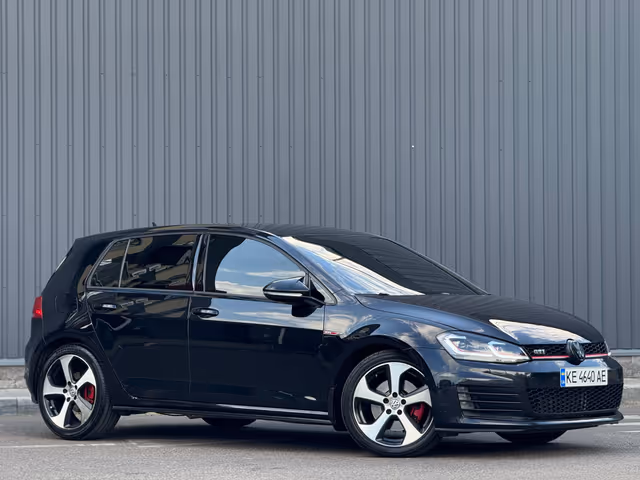Volkswagen Golf GTI - зображення 5