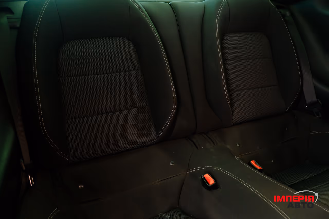 Ford Mustang - фото 9