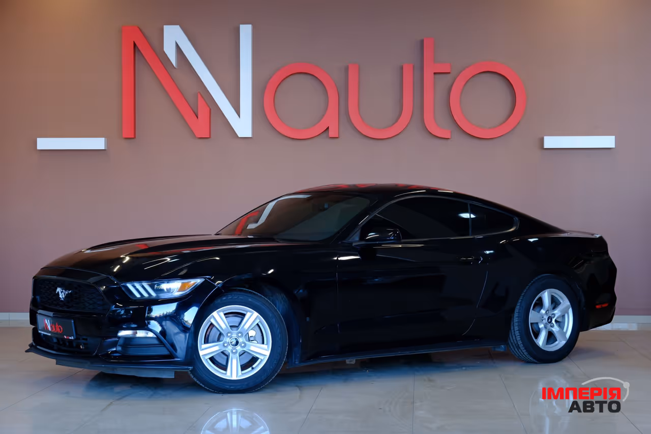 Ford Mustang - фото 1