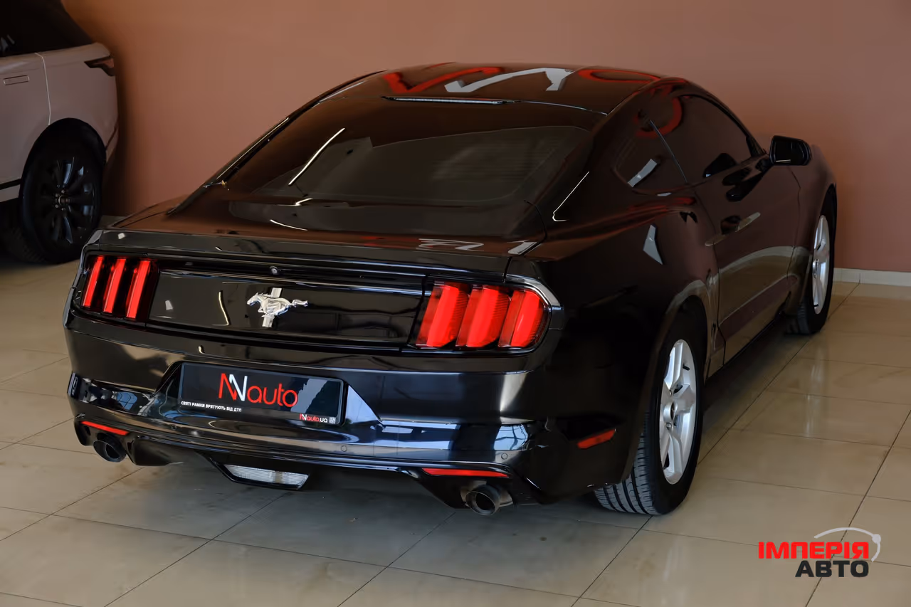 Ford Mustang - фото 5