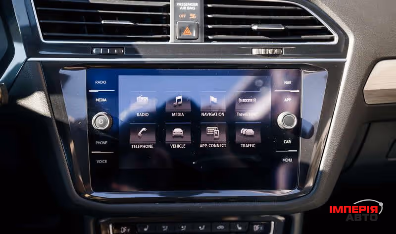 Volkswagen Tiguan - фото 23