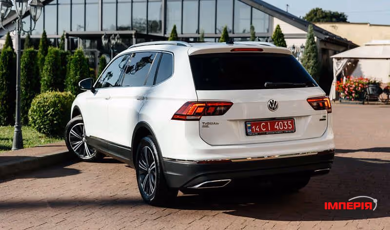Volkswagen Tiguan - фото 10