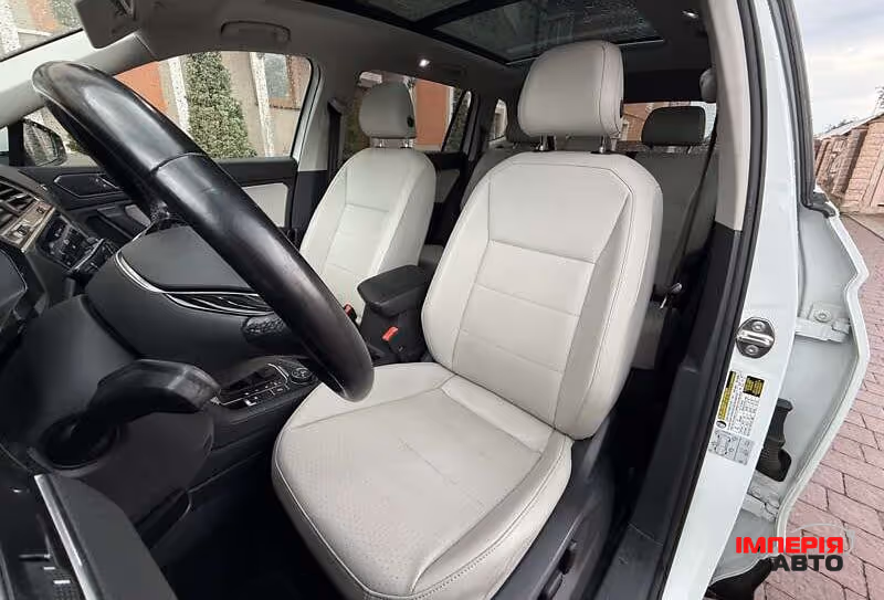 Volkswagen Tiguan - фото 16