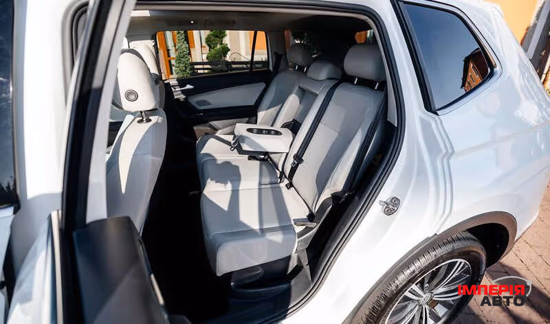 Volkswagen Tiguan - фото 26