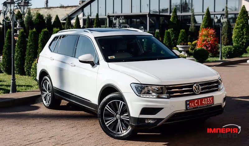 Volkswagen Tiguan - фото 4
