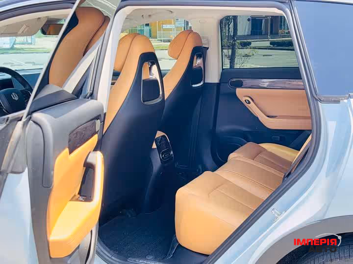 Leapmotor C11 - фото 14