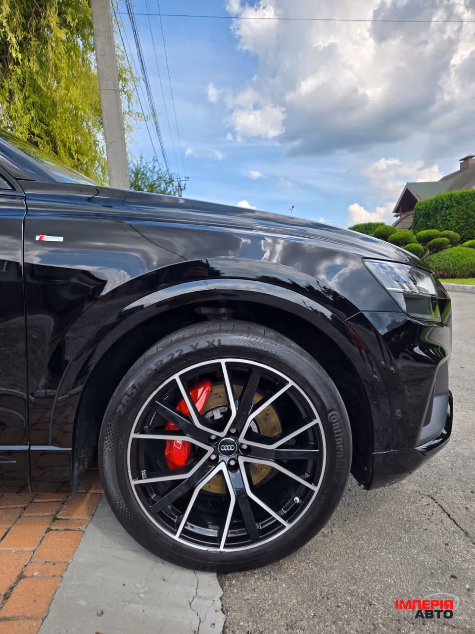 Audi Q8 - фото 33