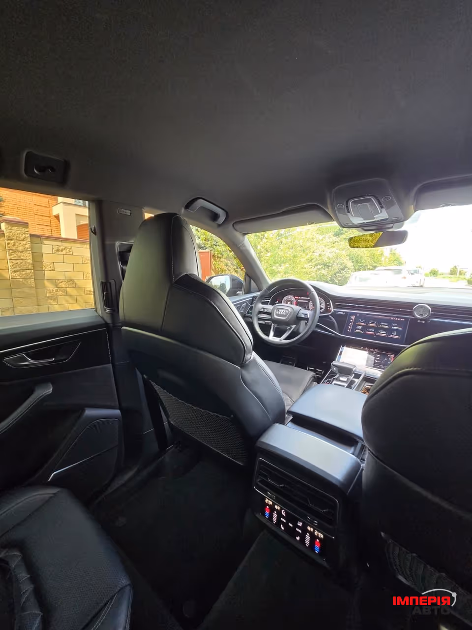 Audi Q8 - фото 13
