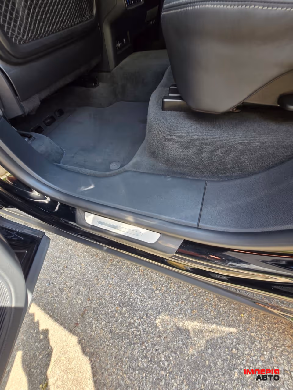 Audi Q8 - фото 22