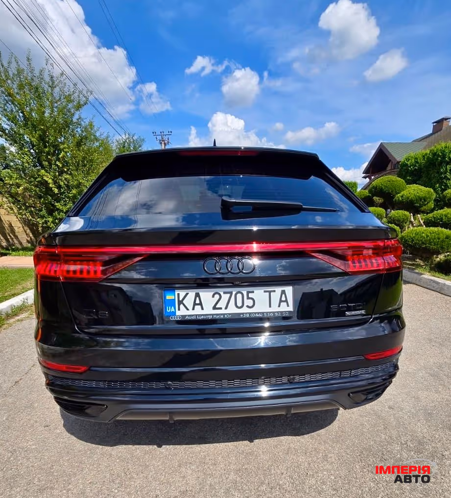Audi Q8 - фото 7