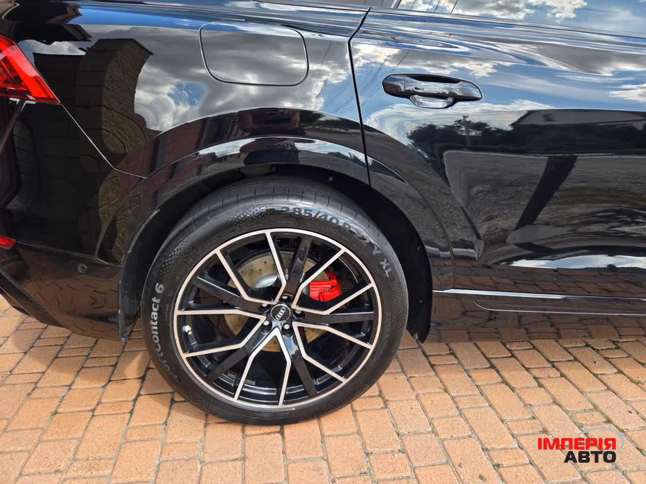 Audi Q8 - фото 34