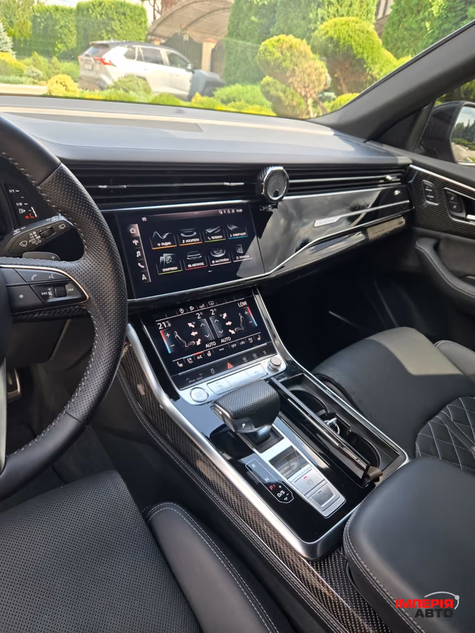 Audi Q8 - фото 26