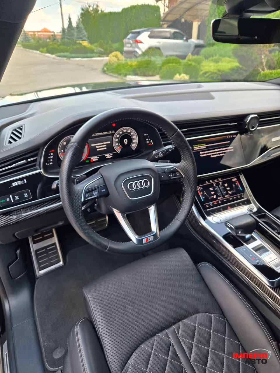 Audi Q8 - фото 29