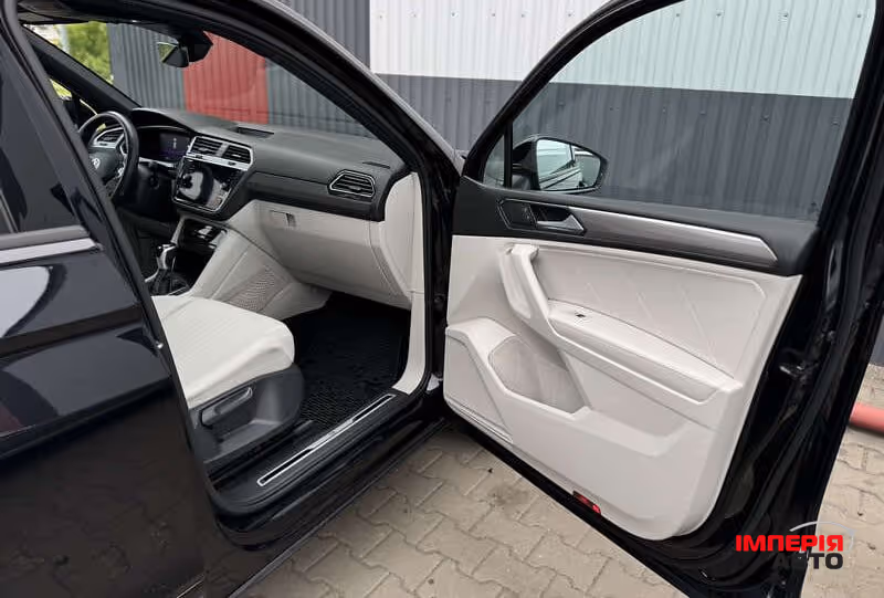 Volkswagen Tiguan - фото 18