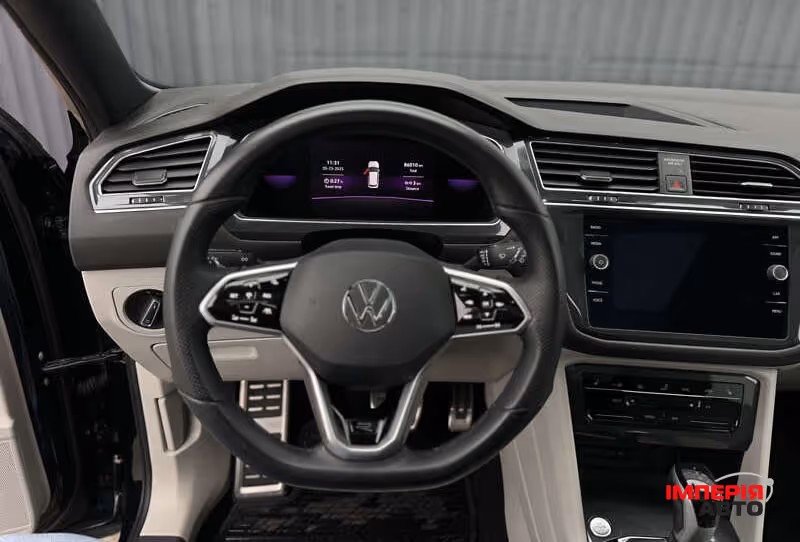 Volkswagen Tiguan - фото 16