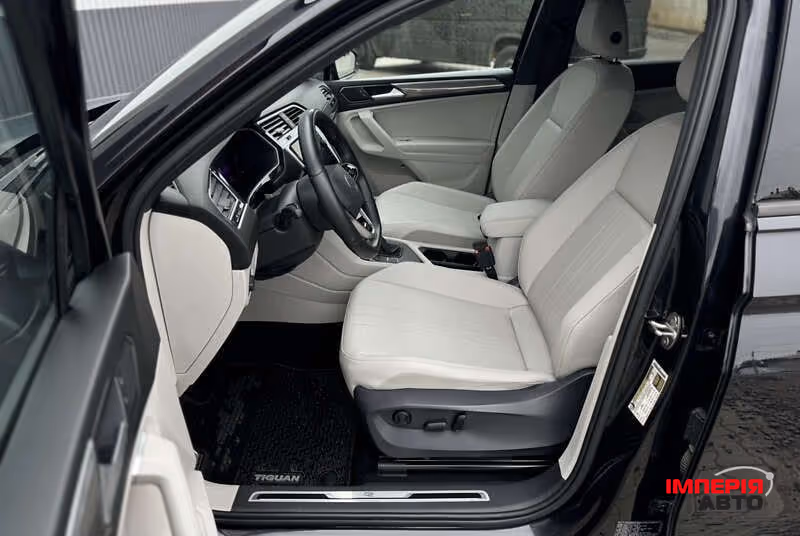 Volkswagen Tiguan - фото 13