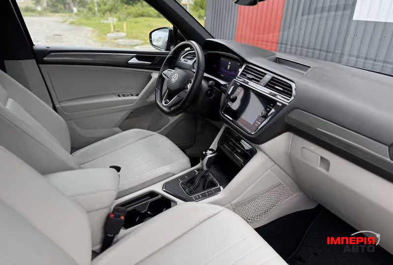 Volkswagen Tiguan - фото 19