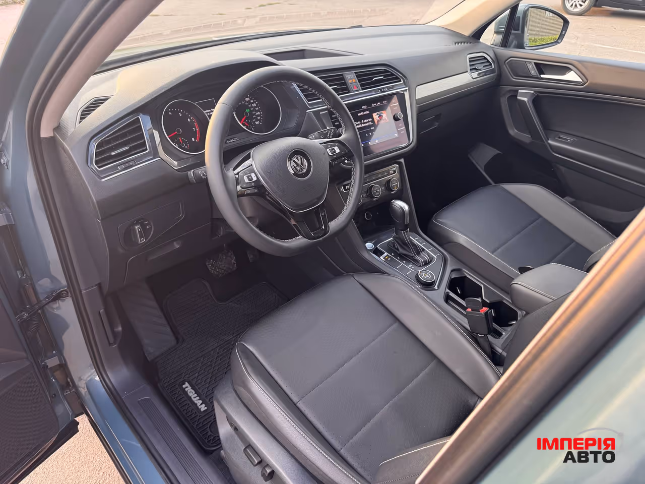 Volkswagen Tiguan - фото 21