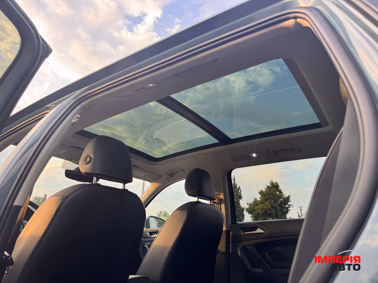 Volkswagen Tiguan - фото 18