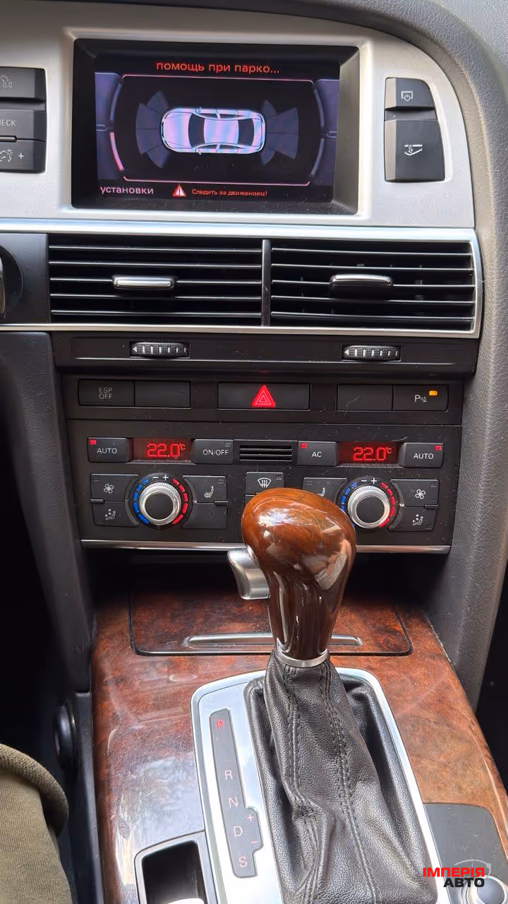 Audi A6 - фото 9