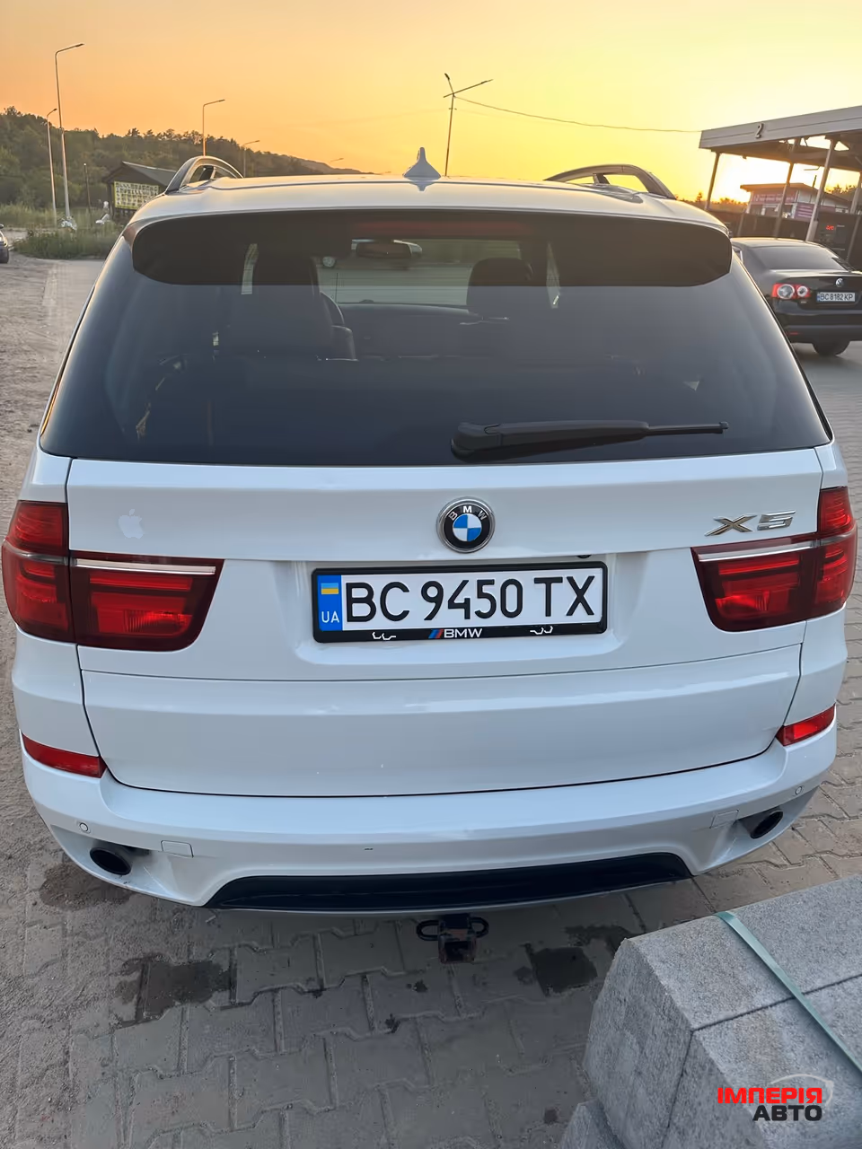 BMW X5 - фото 1